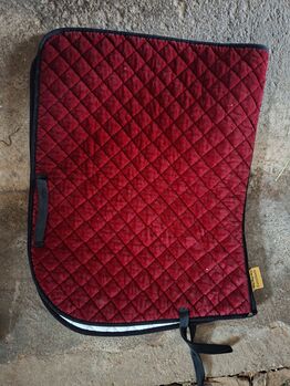 Kavalkade Dressurschabracke Weinrot/ Samt mit Bestickung - Wegen Umstieg auf Westernreiten