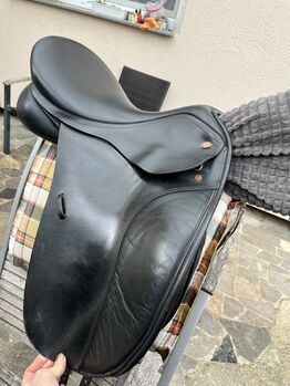 KENT+MASTERS HDR Dressursattel Kopfeisen wechselbar 18-18,5, Kent+Masters HDR Original Dressage, Nina Marks, Dressage Saddle, Wolfsburg