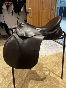 Kent and masters saddle, Amber fisher, Siodła wszechstronne, Witney