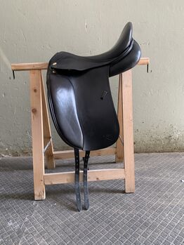 Kentaur Dressursattel 17 1/12", Kentaur Ithaka, Patricia Schumann, Dressage Saddle, Übersee