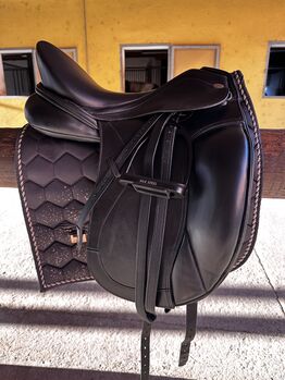 Kentaur Elektra 17,5 Zoll KE2, Kentaur Elektra, Sabine Leindecker, Dressage Saddle, Marchtrenk