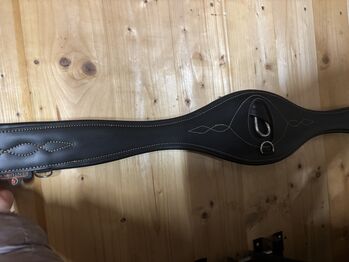 Kentucky Ledergurt anatomisch, Kentucky Horsewear Anatomischer Ledergurt, AB, Girths & Cinches, Biel-Benken 