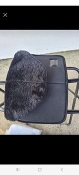 -Kentucky Black Sheepskin Bib for wither €25 Kentucky 