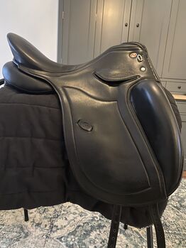 Kieffer 18” M/W Dressage saddle, Kieffer  Piet, Aimee, Siodła ujeżdżeniowe, Manchester