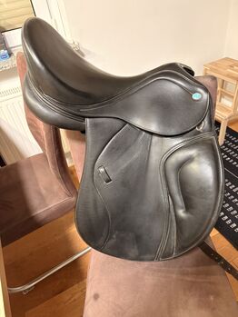 Kieffer Essential Arena Dressur, Kieffer Essential Arena, Svenja , Lambskin Pad, Schauenburg