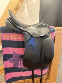 Kieffer Lusitano Dressursattel Sattel schwarz 32 Kammer 18 Zoll Kieffer Lusitano