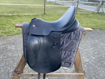 Kieffer Wellington, 17,5 - 18“, Klettpauschen, Kieffer Wellington , Kim Müsse, Dressage Saddle, Bad Berleburg