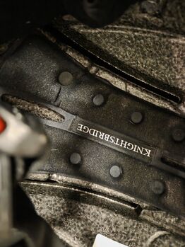 Knightsbridge Reithelm