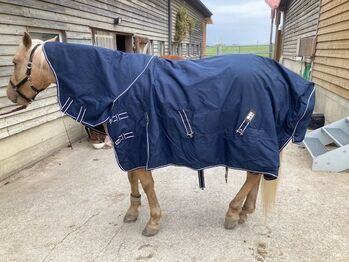 Outdoor-Decke mit Halsteil, 135/140 cm, 300 g Füllung HispanoHipica