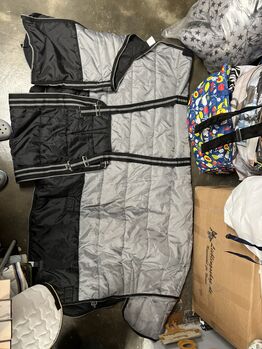 Winterdecke 250g 155cm neu mit etikett mit bauchlatz, Julia Krings, Derki dla konia, Heinsberg