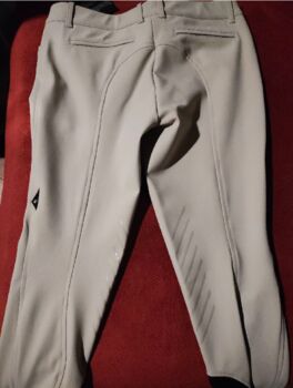 Breech brand new Equiline B move knee grip