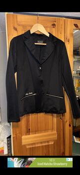 Turnier Jacket, Felix Bühler, Kuhn Celine , Na zawody, Primstal 