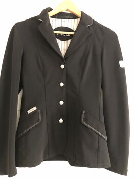Pikeur Turnierjacket, Pikeur Sarassa, Kristin, Na zawody, Wesel