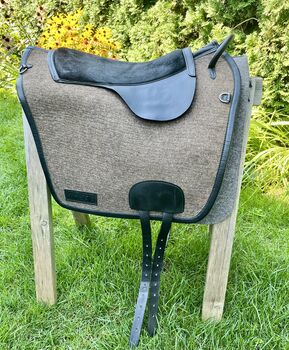 La Selle Filzsattel Standard, Gr. WB, La Selle Filzsattel, Simone Redenbacher, Lambskin Pad, München