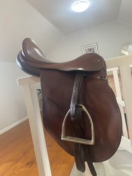 Laird Saddle for sale, Laird Continental , Elzaan Venter , All Purpose Saddle, George Western Cape 