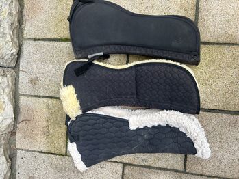 Lammfellpads/ Sattelpad Equest, Christ und Felix Bühler, Equest, Christ, Felix Bühler Lammfellpads, Alessio Muratore, Other Pads, Roigheim