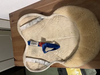 Lammfell Sattelbezug Christ