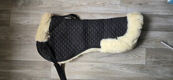 Lammfell-Sattelkissen Horse-friends, Loesdau/Horse friends, BeagleLou, Andere Pads, Schneeberg