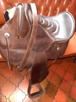 Leder Westernsattel,baumlos,Barefoot Lammfell Sitz, Baumlos,Barefoot , Angela , Treeless Saddle, Neuenrade