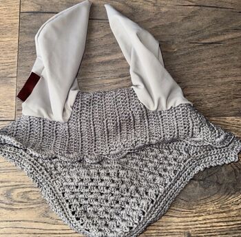 Lemieux Glacé Fly Hood Veils Ears Bonnet Crochet Sage Grey Size XL Lemieux Glacé 