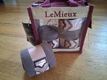 LeMieux Loire Schabracken Set LeMieux  Dressurschabracke