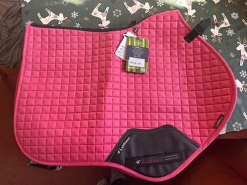 LeMieux Suede Close Contact Watermelon Saddle Pad - Large, LeMieux CC large, Clair Ramsden, Inne podkładki pod siodło, Worthing