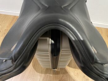 Letek Dressursattel, NEUwertig, 17,5 Letek