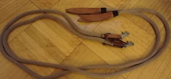 Lose Strickzügel mit Karabiner, Melanie Sonntag, Bitless Bridles, Berlin