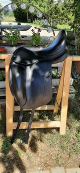 Luxus Dressursattel Equipe Emporio Monoblatt doubliert 17", Equipe Emporio - doubliert, Maresa, Dressage Saddle, Pfullingen