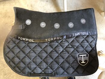 Magnetfeld Schabracke, Torpol, Deborah, Dressage Pads, Luzern