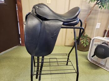 Marcel Toulouse Sellier Aachen Genesis fully adjustable tree, Marcel Toulouse  Genisis, Alaina Albury , Dressage Saddle, Watkinsville