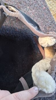 Fliegenmaske mit Ohren in M