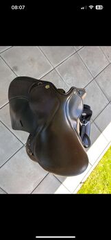 Massimo ON | VSD Sattel mit leichten Dressurschwung 17,5 Zoll KW 34 Massimo on