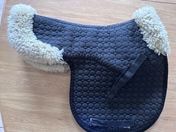 MATTES Eurofit Lammfell Schabracke Gr.M VS Schwarz/Natu Mattes Eurofit VS