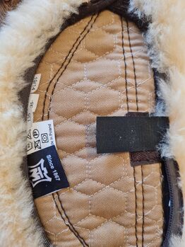 Mattes Lammfellgurt 135 cm, Mattes Sattelgurt, Bettina, Sattelgurte, Ellwangen (Jagst)