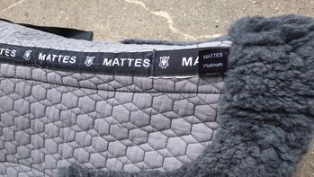 Mattes Lammfellschabracke grau Dressur Mattes