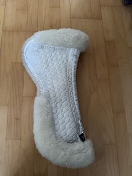 Mattes sheepskin size L Mattes