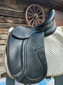 Sattel Maxflex Bella 2  17,5 Zoll Dressursattel, Maxflex Maxflex Bella 2, Franziska Ehrhardt , Dressage Saddle, Schmachtenhagen