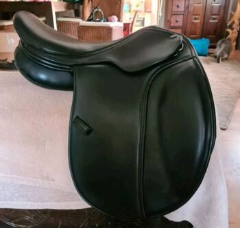 Maxflex Emilio 16,5, Maxflex Emilio, Filomena Zapfe, Dressage Saddle, Garbsen