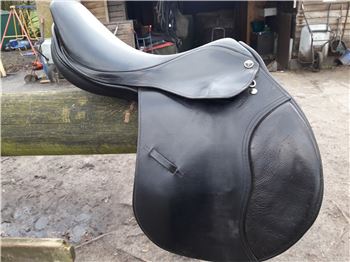 Merano Vss Sattel, Merano Vielseitigkeits Sattel Schwerpunkt Springen, R.Wiese, All Purpose Saddle, Neuenkirchen 