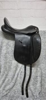 Meteor Grand Seigneur Dressursattel Sattel gebraucht, Meteor Grand Seigneur, Susanne Mehrholz, Dressage Saddle, Heeslingen
