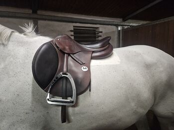 Meyer Sellerie Springsattel (ähnlich CWD und Amerigo Meyer Sellerie 