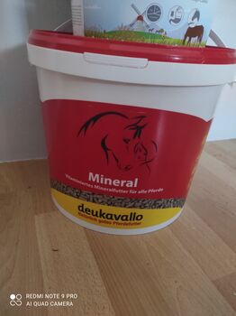 Mineralfutter von deukavallo, Deukavallo, Isabell Buller, Pferdefutter, Kruft