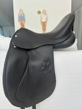 Neuwertiger Josef Hildmann Dressursattel Grandioso Spezial 17", Josef Hildmann Grandioso Spezial 17", Caro, Dressage Saddle, Bisamberg