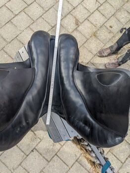 Mol Vielseitigkeits Sattel gebraucht guter Zustand Mol