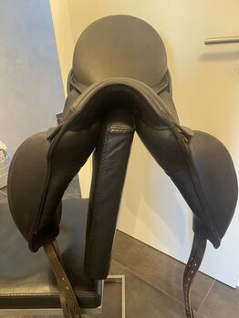 Fast nagelneuer fichtbauer Dressursattel Fichtbauer 