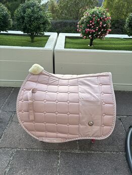 Nagelneue Felix Bühler Schabracke, Felix Bühler, Rosa, Dressage Pads