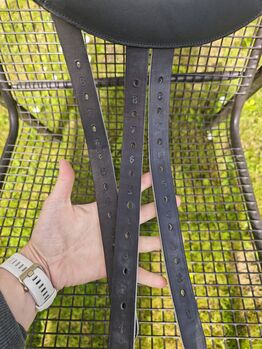NEU Ikonic Evolution 17,5 Dressursattel DEV01 Monoblatt IKONIC DEV01