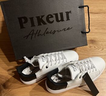Neue Pikeur Sneaker Lia Glitter Gr. 40, Pikeur, Ronja Balk, Reitschuhe & Stallschuhe, Lahr/Schwarzwald