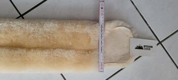 Neuer Lammfellsattelgurtüberzug mit Klettverschluss, StoneDeek, Corina Wendt , Sattelzubehör, Renningen